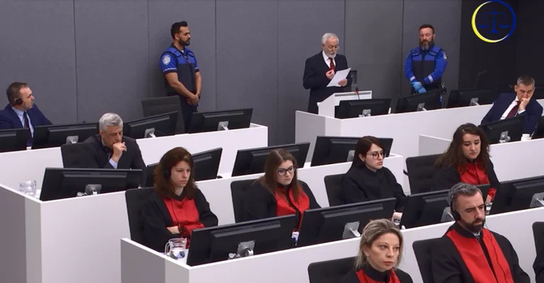 Krasniqi eltávolít egy tanút a listáról.