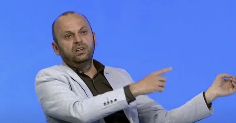 Mushkolaj: Kurt minden cselekedete még az elnök sorsával is összefügg.