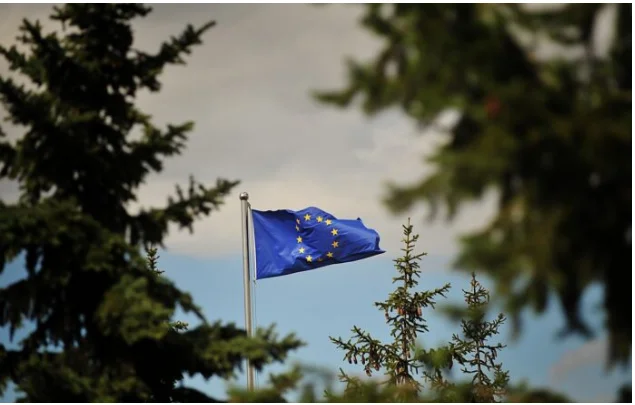 Az Európai Unió koszovói hivatala által a sebekre adott európai hivatalos válaszok