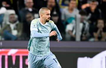 Zegrvova Erworben gegen Sport