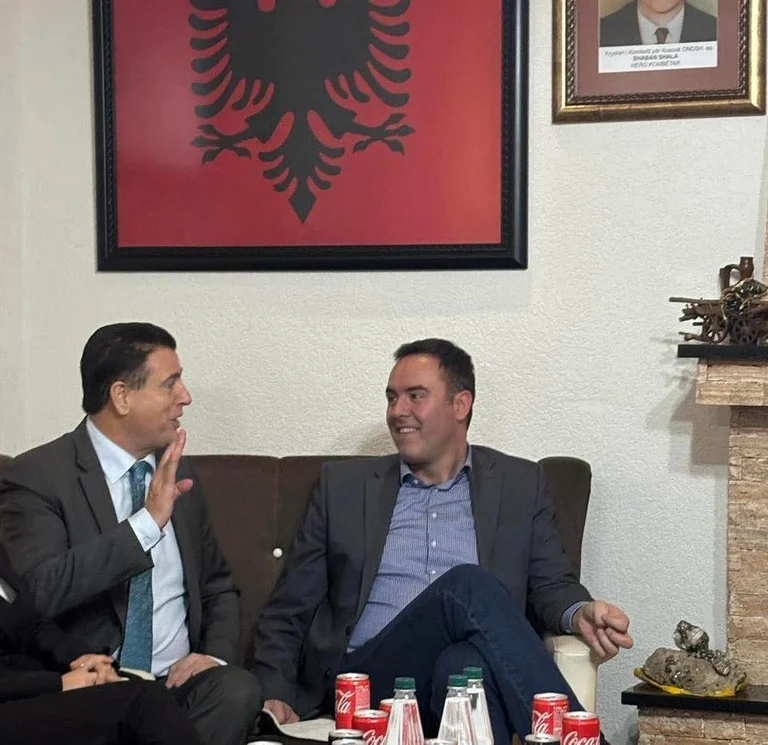 Agim Bahtiri jelentése, az ellenzéknek könyörögve: Szavazz Glaukban!