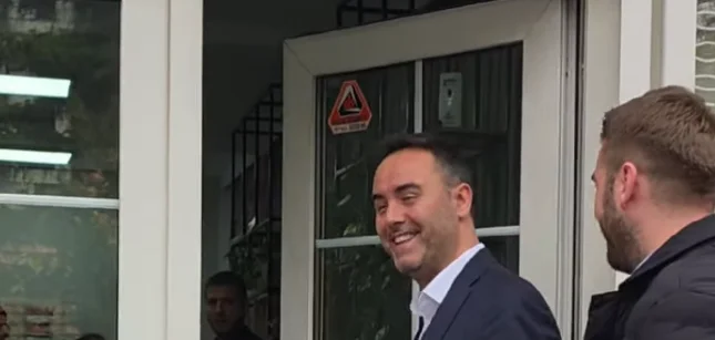 Új Konjufca parancs? Tudni fogod, ha lejöttem.