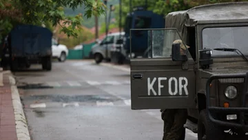 Srbska žandarmerija krši mejo in ugrabi kosovskega državljana: policija napove KFOR