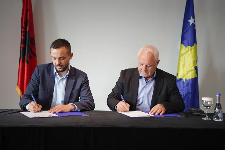 Tahiri a koalíció aláírása után: Köszönöm minden AAK struktúrák a hit és a támogatás