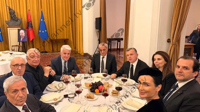 Jó-viszlát ebéd volt miniszterelnök Nano: Majko, Ruci és Balla egy asztalnál Rugova fia, Chitak és Halitin