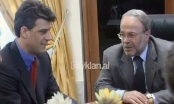 A Thaci család megvigasztalja Nano családját Hashim Thaci korábbi elnök nevében: Koszovó történelmi kérdésének támogatása