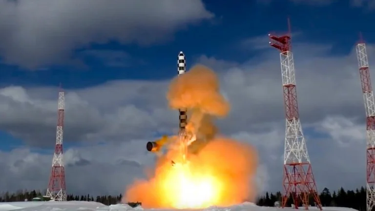 Russie : Si les États-Unis testent des armes nucléaires, nous ferons de même.
