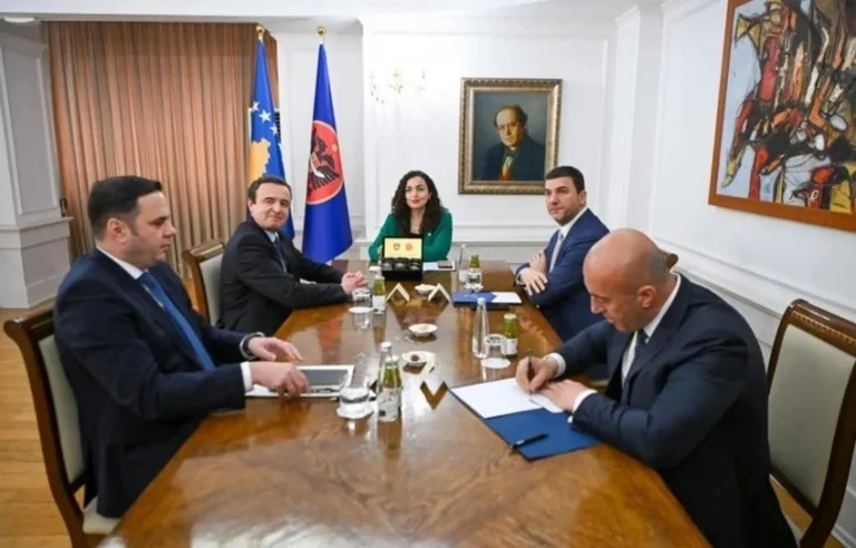 Osmani samlar partiledare idag om de ska ha nya mandat eller tidiga val.