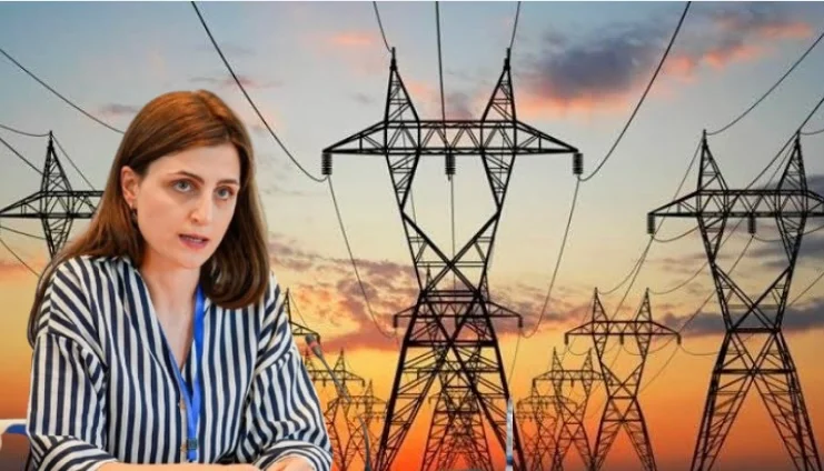 Expert en énergie: KEK devrait faire l'objet d'une enquête en cas de chute de blocs