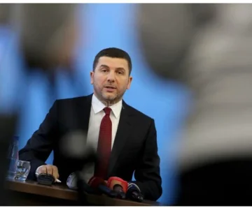 Το PDK επιβεβαιώνει τη συμμετοχή σε προεδρική συνεδρίαση