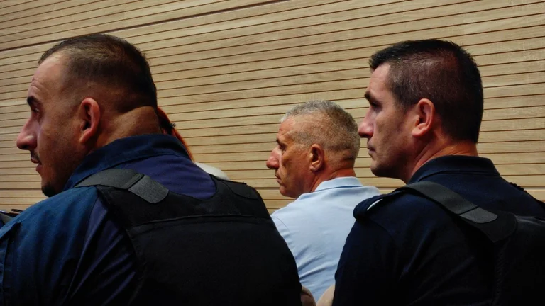 L'accusation exige que Caslav Joliq soit déclaré coupable pour d'autres points de l'acte d'accusation, la défense dit qu'il n'est pas un auteur d'actes criminels.