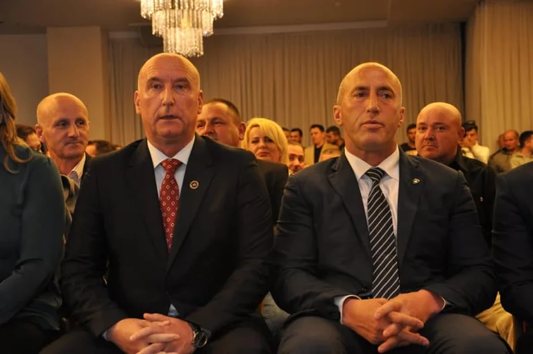 Plăteşte-i lui Al Berisha la secţie că aşteaptă şi oferte de la LDK.