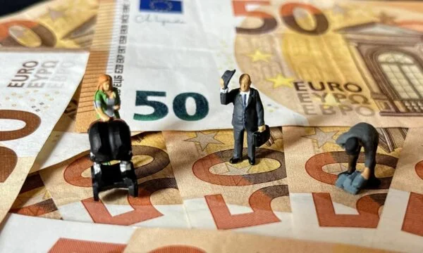 Le 1er janvier, il n'y aura pas de salaire et de retraites.