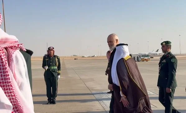 Rama arrive à Riyad, attendu par le prince héritier saoudien