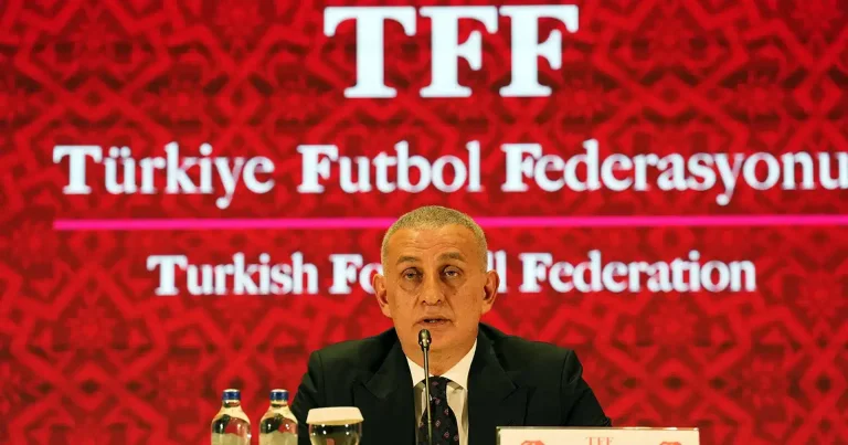 El futbol turc es balancejava per un escàndol massiu amb jutges