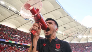 大国:セルビアの最大のキャリア、アルバニアとコソボが世界中であることを素晴らしい勝利