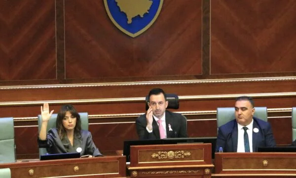 Prin propunerea de ministru, a încercat Kurti să-l înlocuiască pe Dimal Basha cu Albulen Hadziu?