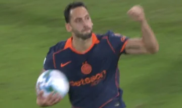 Gol, Inter schmalt die Überlegenheit von Neapel