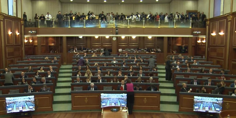 Dacă cazul sau nu Kurti e Limaj este încă dispărut, nu ajunge la sesiunea de vot guvern