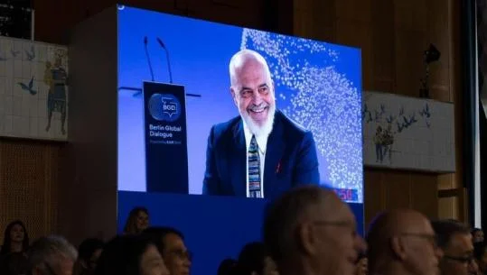 Rama: 2026'da, Arnavutluk ilk dünya tedarik sistemini IA ile hedefliyor