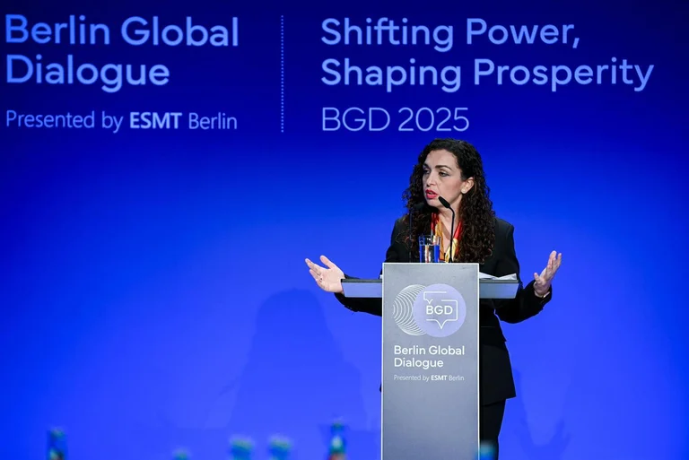Osmani dice que el objetivo de su visita a Berlín era acercar Kosovo a la UE