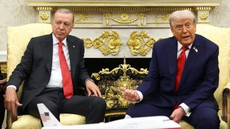 Türkiye, İsrail'i ateşkesin ihlaliyle suçluyor, ABD müdahalesini teşvik ediyor