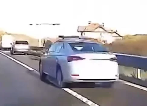 Robo a mano armada en la carretera de Rugova 10 mil euros.