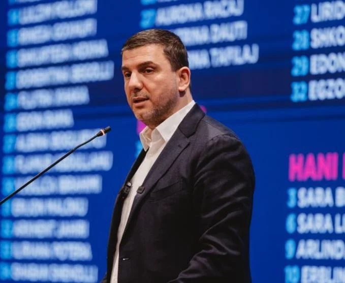 Memli Krasniqi după numărătoarea voturilor KEC: PDK, cel mai votat partid din Kosovo, lucrările continuă
