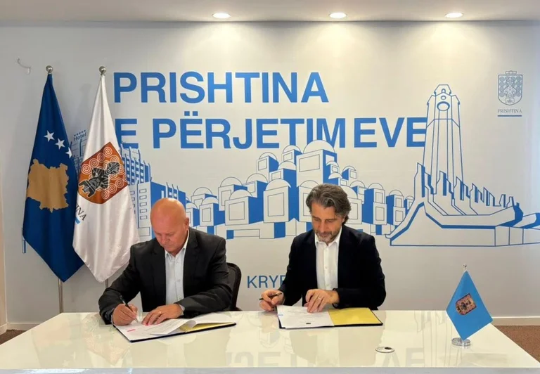 Rama firma acuerdo: Pristina después de 25 años ofrece espacio para apoyar a las personas paralizadas