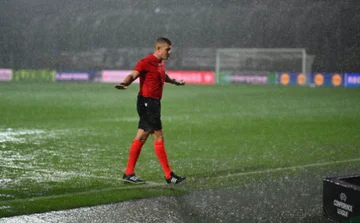 Nachdem er vom Regen suspendiert wurde, setzt das Team des Kantons das Spiel in der Conference League fort.