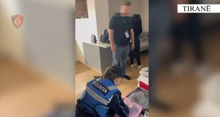 Trei arestaţi în Tirana pentru prostituţie.