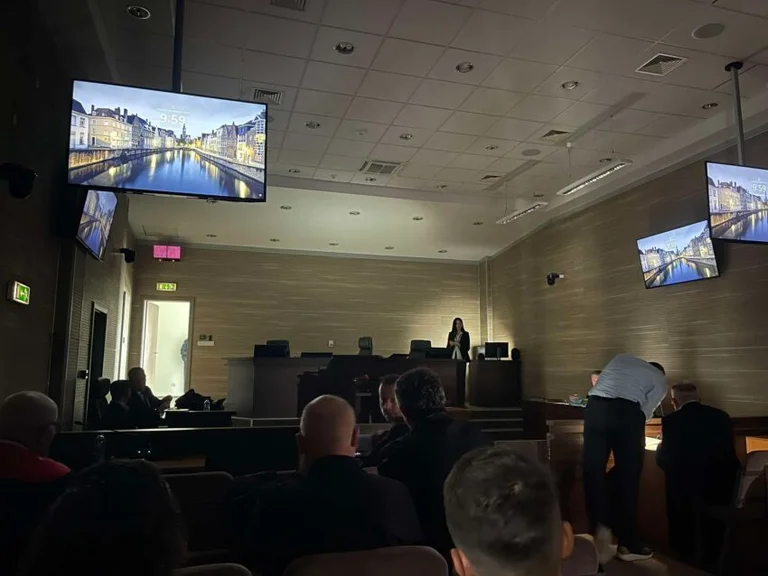 Paradas de río en la sala de audiencias, sesiones esperadas para 400 kg de cocaína