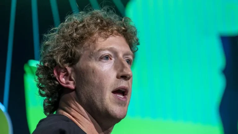 Zuckerberg “dezamagit de progresul” Meta va elimina sute de angajati din unitatea ei.