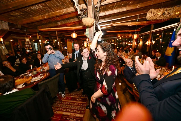 El sopar de Lama és una celebració d'Acció de gratitud i gratitud.