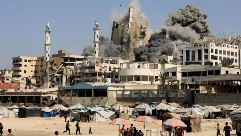 Israels hær lancerer angreb i Gaza rapport