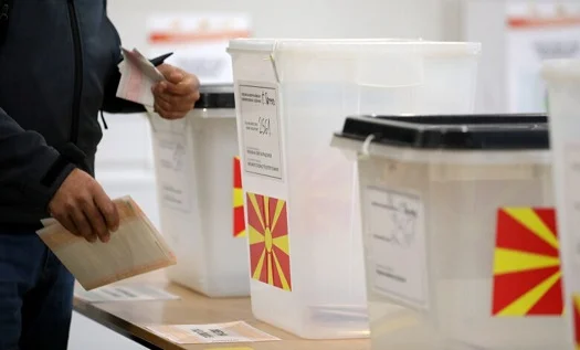 Tots els vots Open in North Macedònia