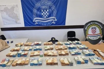 Albanski državljani, zaplenjeni z več kot 700 tisoč evrov neprijavljeni na hrvaški meji