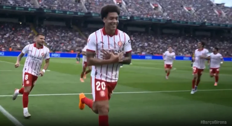 Witsel marks the superhero against Barcelona, celebrates it with an eagle