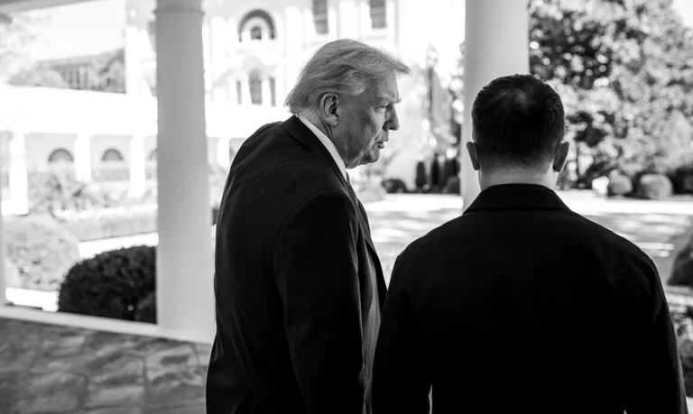 The White House publishes photos of Trump with Zelensky: Saving thousands of lives
