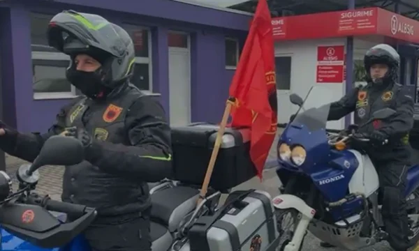 “KLA” Marchs Tirana, thousands of Kosovo and Presevo Valley arrive in Albania to participate in protest