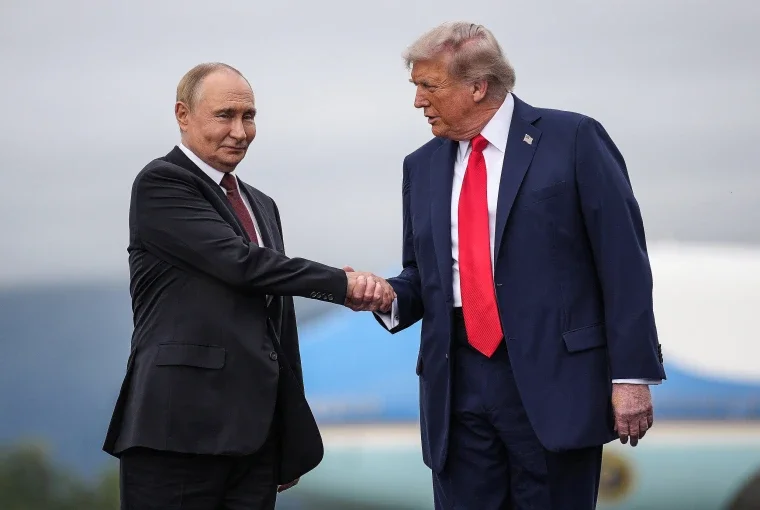 Trump says he will meet with Putin in Hungary
