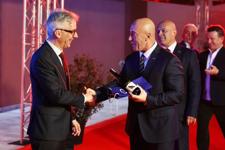 Haradinaj: la riunificazione tedesca ha dato speranza ad un futuro pacifico mondiale