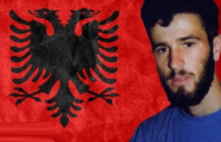 28 år från vittnet faller Adrian Krasniqi