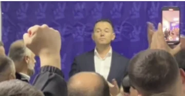 Bolečino imaš v duši. Razočarani Peci napade PDKão, pravi stranka, ki predstavlja kriminal na Balkanu