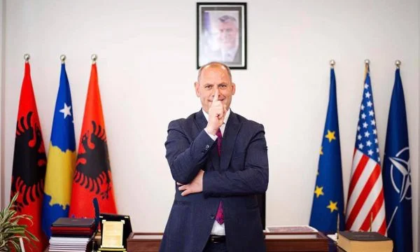 Alles is gekruist: Ramiz Ladrovci wint in Drenas zonder runoff