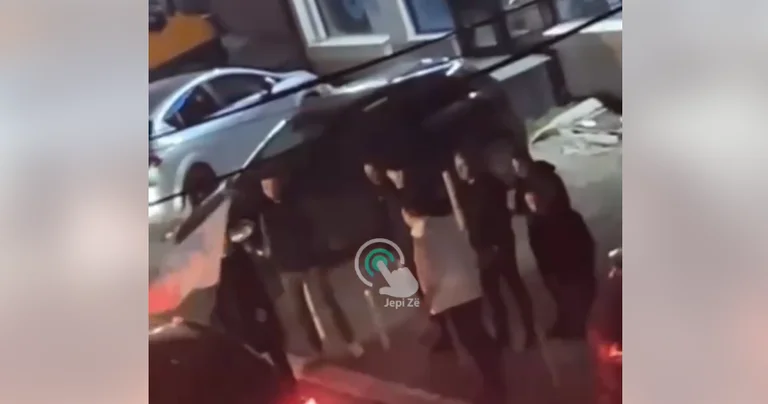 And Armen Muja sí faces Peci's defeat, caught with citizens celebrating the victory of Aryan Tahiri