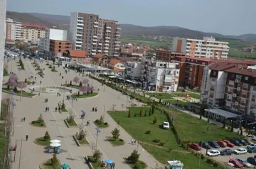 Do zdaj je glasovalo le 33,20 % državljanov.