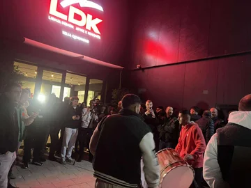 S surle tupana ’ začne počitnice na sedežu LDK v Pristini