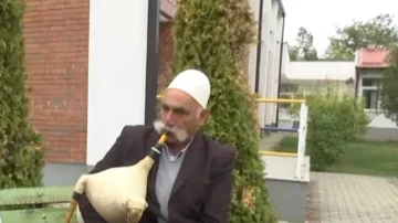 Eden s plis, drugi z vijaki za glasovanje
