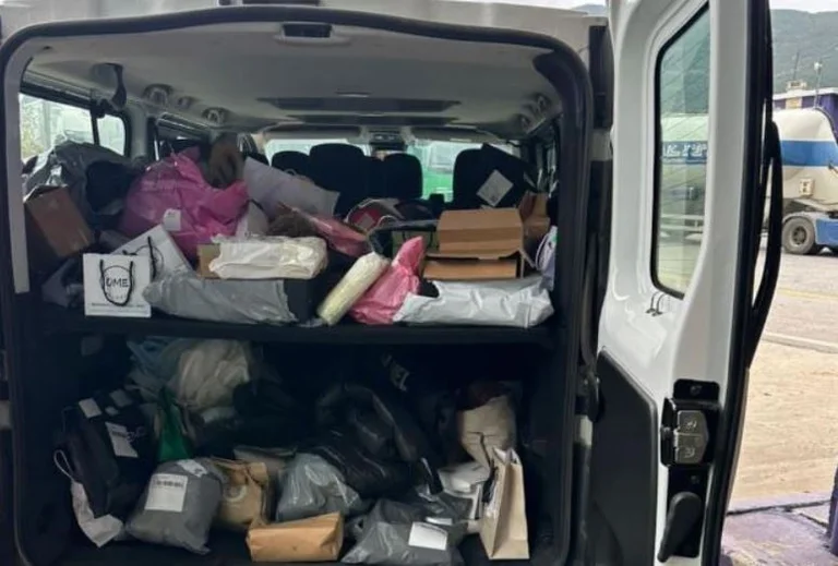 Tentative de contrebande à Vermica ) Les douanes ont saisi des marchandises d'une valeur supérieure à 5 000 euros